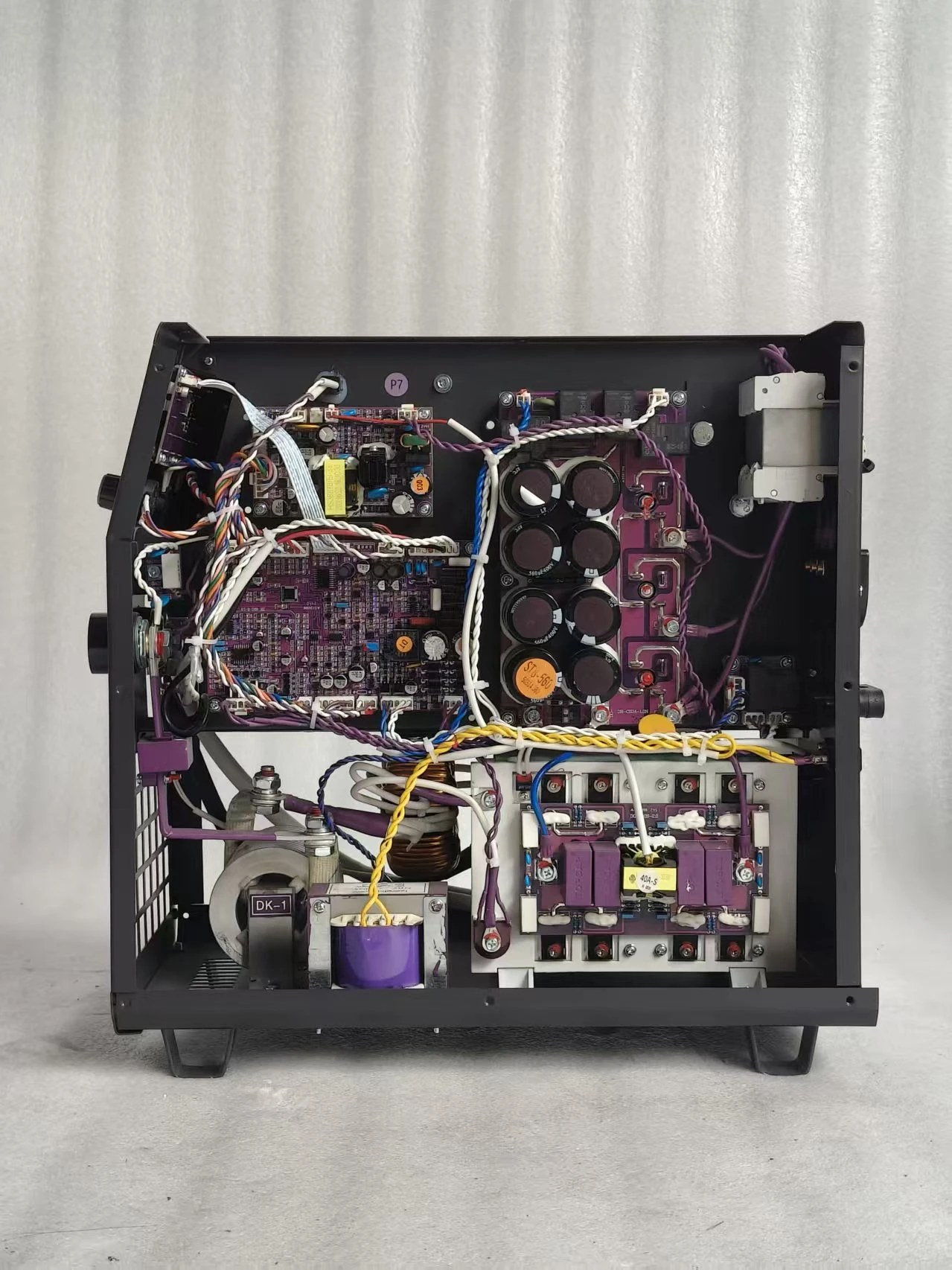 Máy hàn VNALPHA MIG-315K cấu hình 8 bo 8 IGBT, hai chức năng hàn MIG và hàn Que